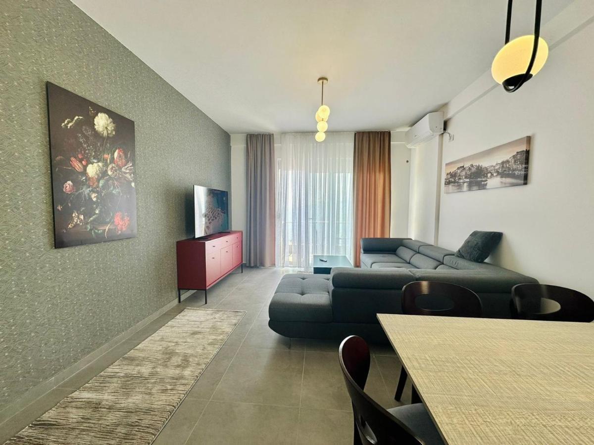 Apartment Celine Sarandë エクステリア 写真